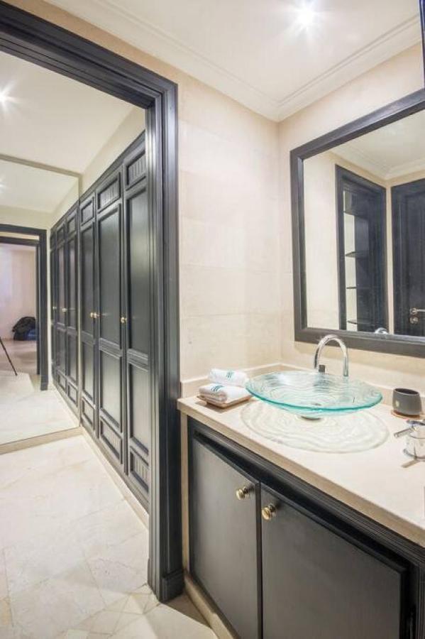 Appartement Luxury Duplex - Private Jacuzzi - Center Hivernage *